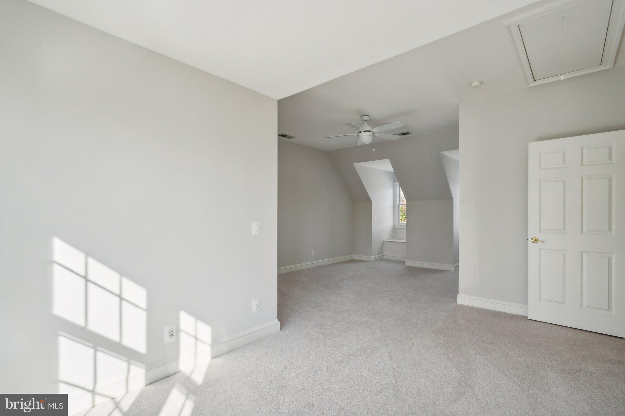 8802 Northern Spruce Lane Alexandria, VA 22309 - Photo 30 of 41 a view of an empty room with a window