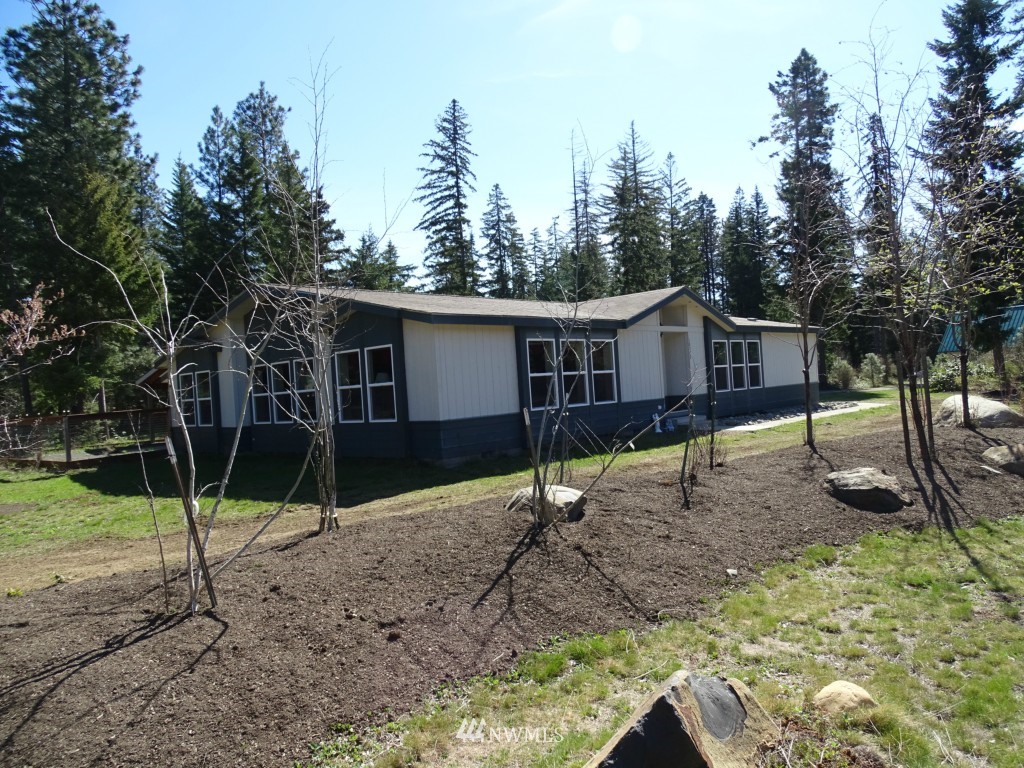 10523 Westside Road Cle Elum, WA 98922 - Photo 1 of 25 Gallery Image 1