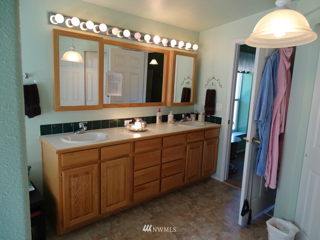 10523 Westside Road Cle Elum, WA 98922 - Photo 15 of 25 Gallery Image 15