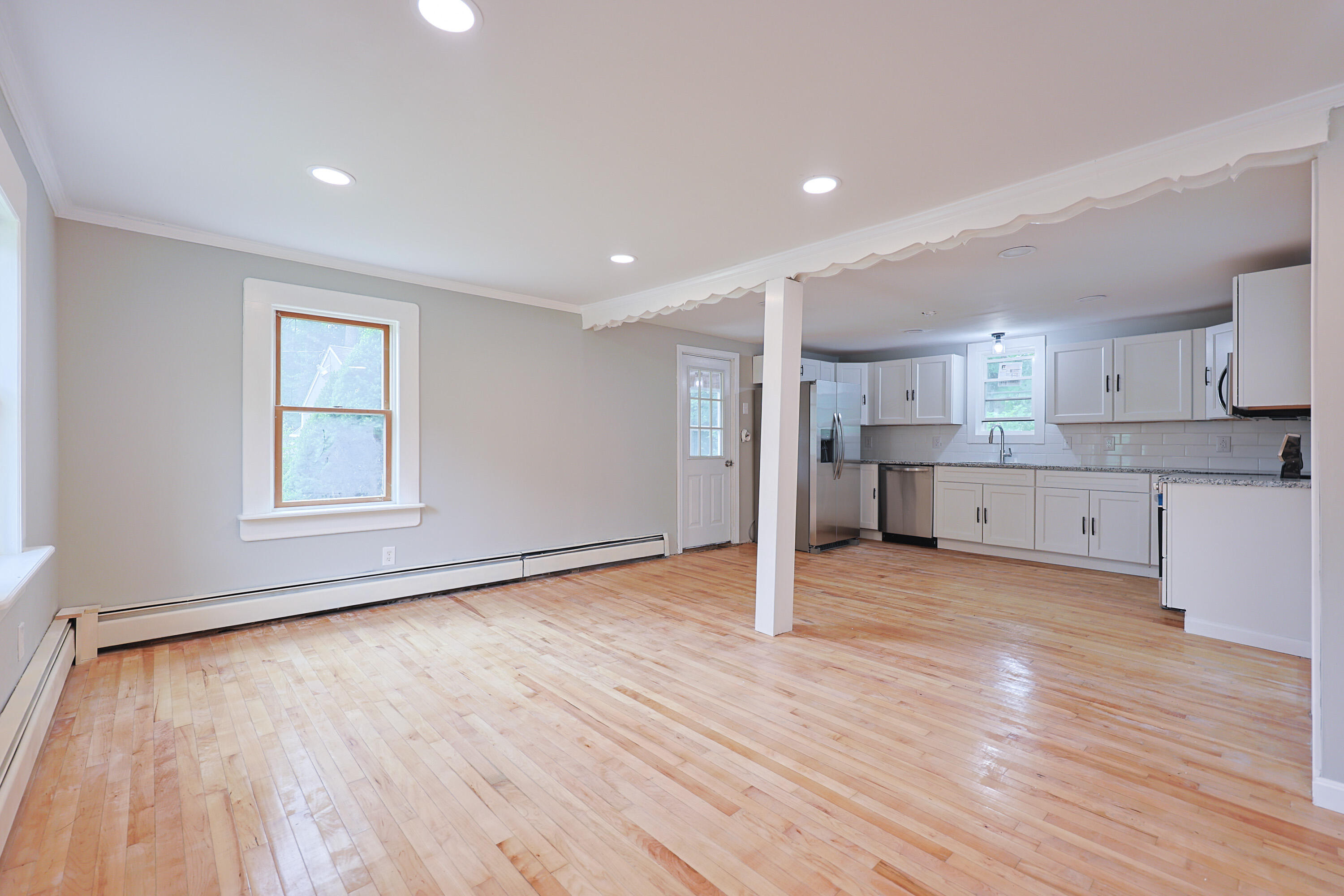 288 Buxton Road Saco, ME 04072 - Photo 8 of 37 DBT_288Bux (16)