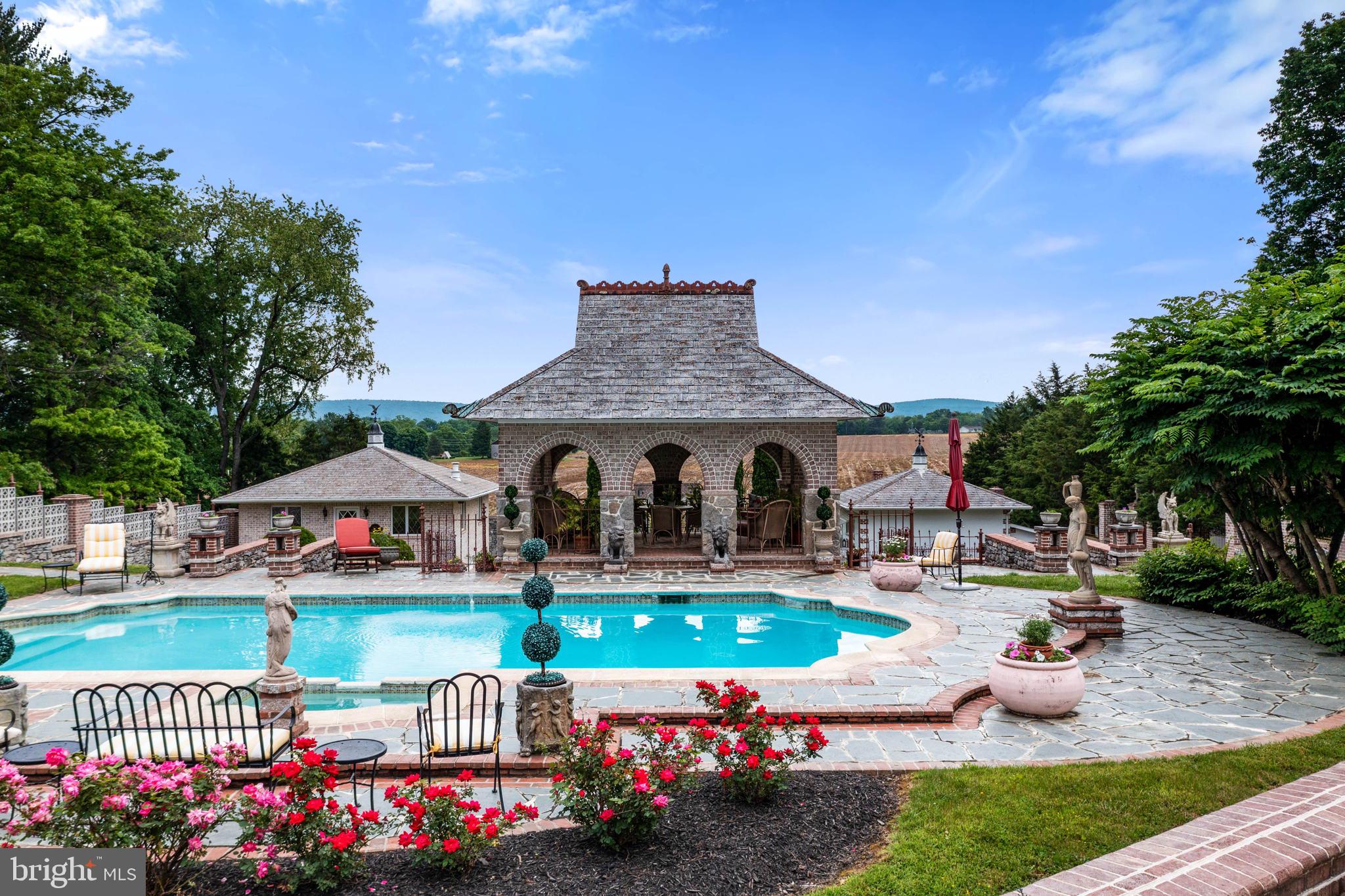 1100 Keyes Ferry Road Charles Town, WV 25414 - Photo 1 of 101 Gallery Image 1