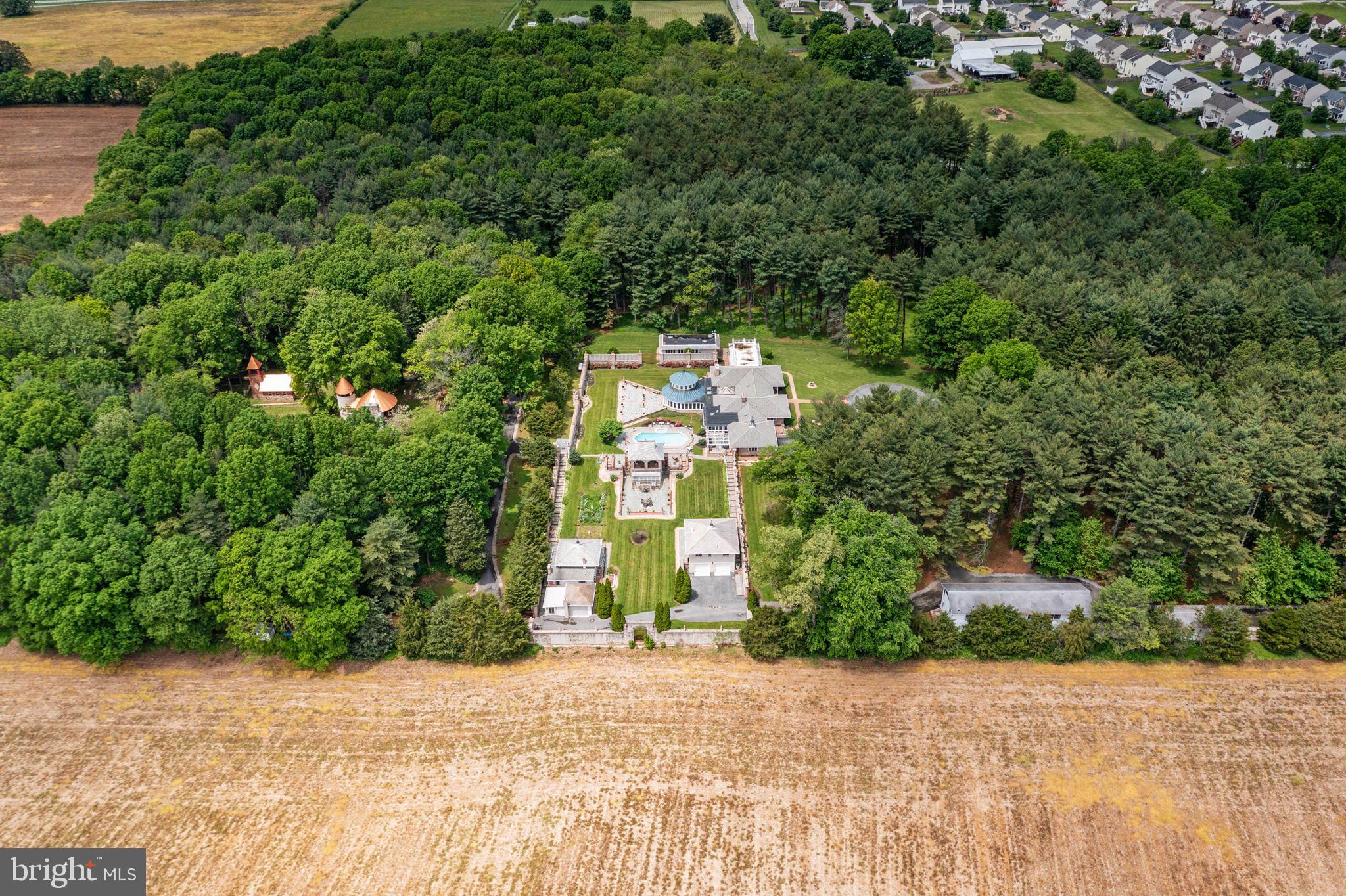 1100 Keyes Ferry Road Charles Town, WV 25414 - Photo 11 of 101 Gallery Image 11