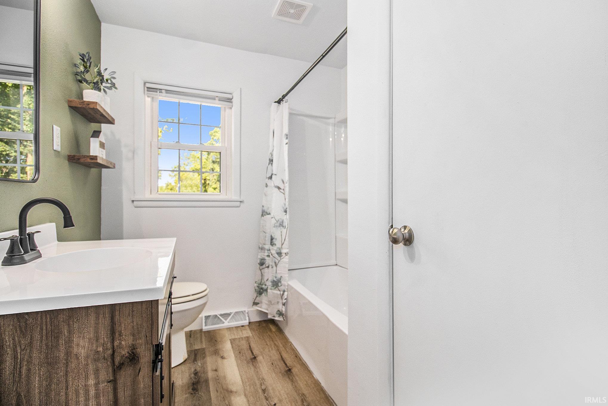 15093 Jackson Road Mishawaka, IN 46544 - Photo 12 of 29