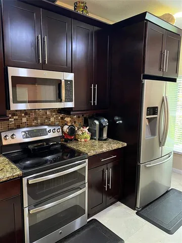 $375,000 | 3116 Merrick Terrace, Unit 3116, Margate, FL 33063