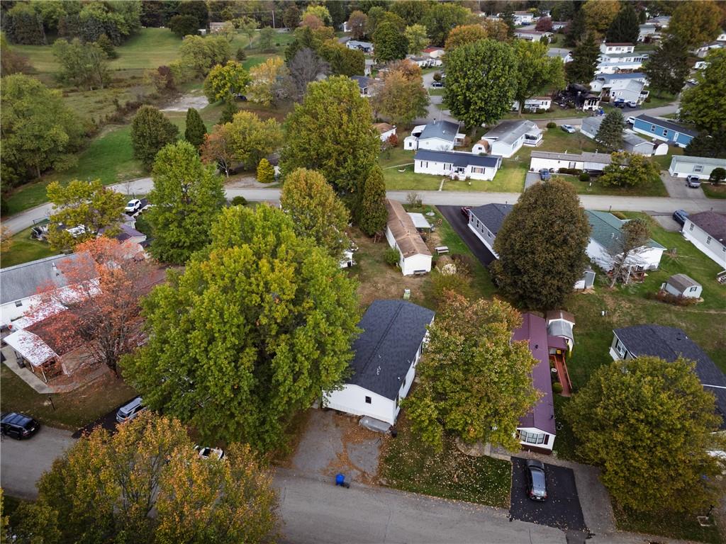 426 Perry Circle Cranberry Township, PA 16066 - Photo 32 of 35 an aerial view of residential houses with outdoor space