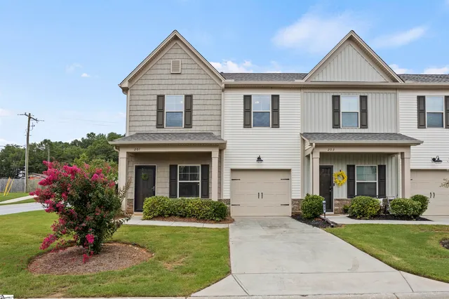 $260,000 | 201 Fern Holw Way, Mauldin, SC 29662