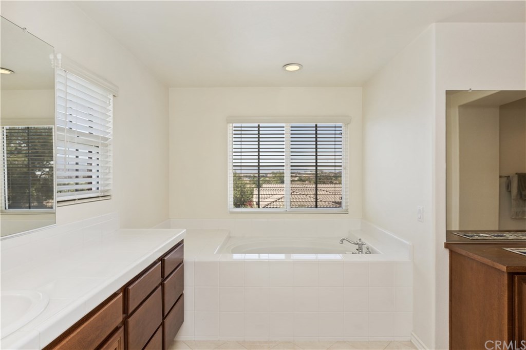 16920 Edge Gate Drive Riverside, CA 92504 - Photo 45 of 67