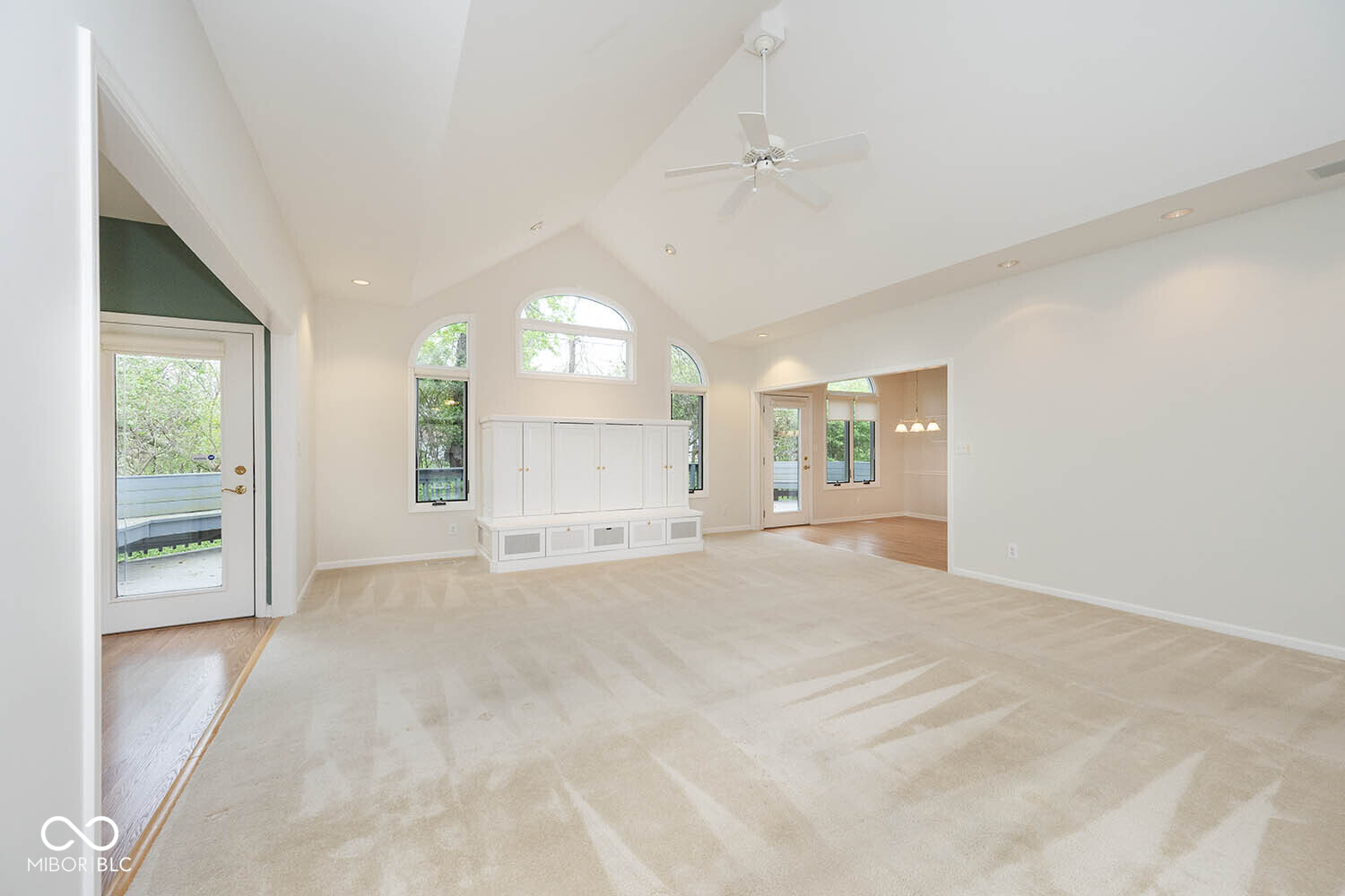 5165 Hawks Point Road Indianapolis, IN 46226 - Photo 15 of 47