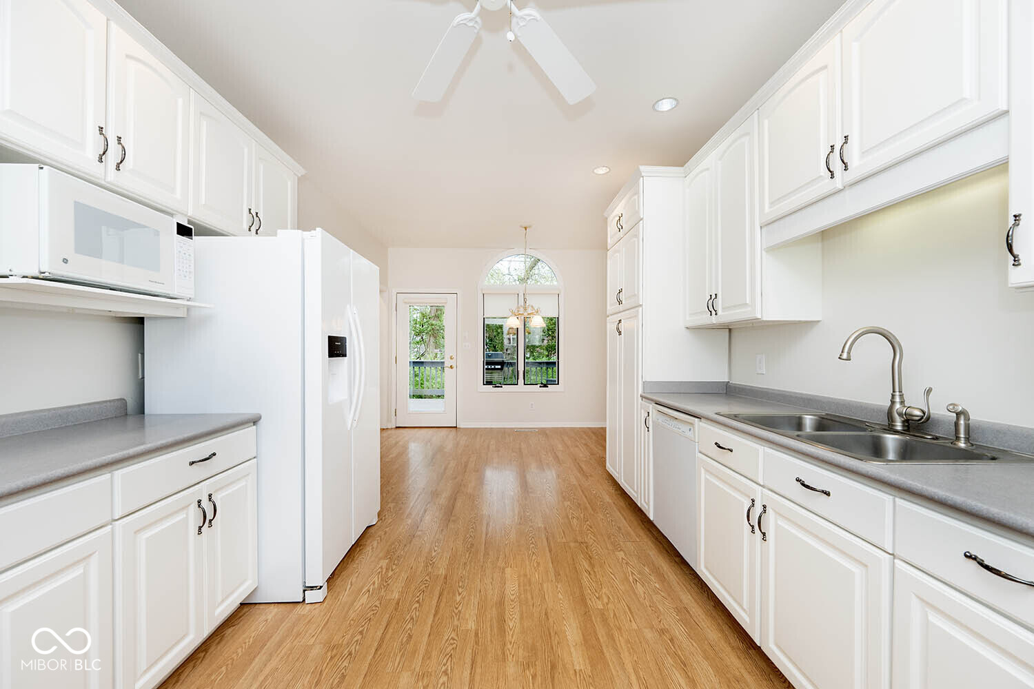 5165 Hawks Point Road Indianapolis, IN 46226 - Photo 17 of 47