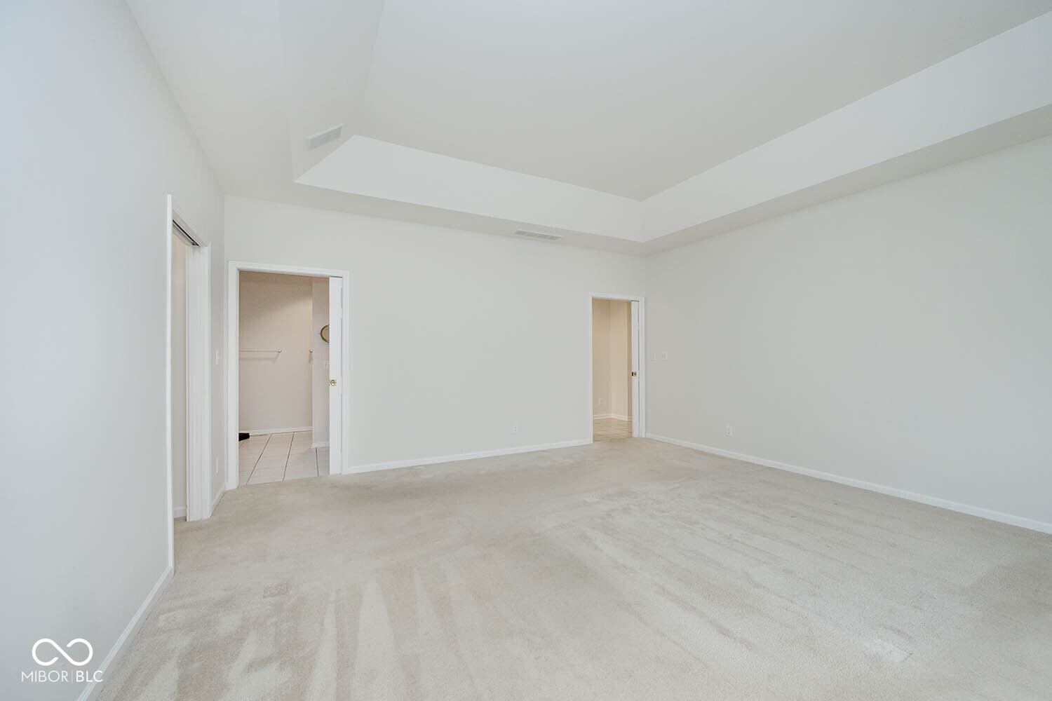 5165 Hawks Point Road Indianapolis, IN 46226 - Photo 27 of 47