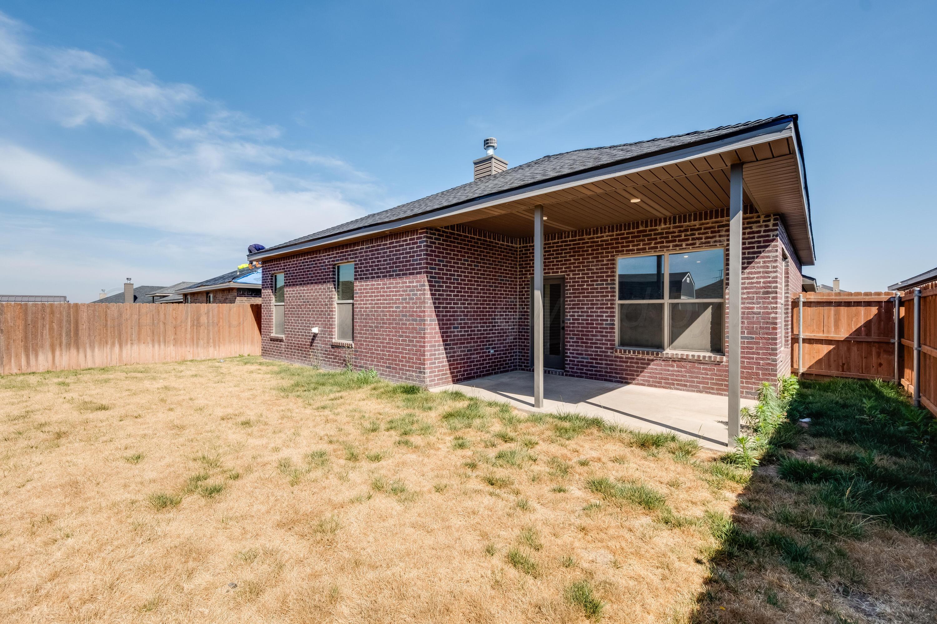 1639 Montaluse Road Amarillo, TX 79118 - Photo 26 of 31 Back Patio