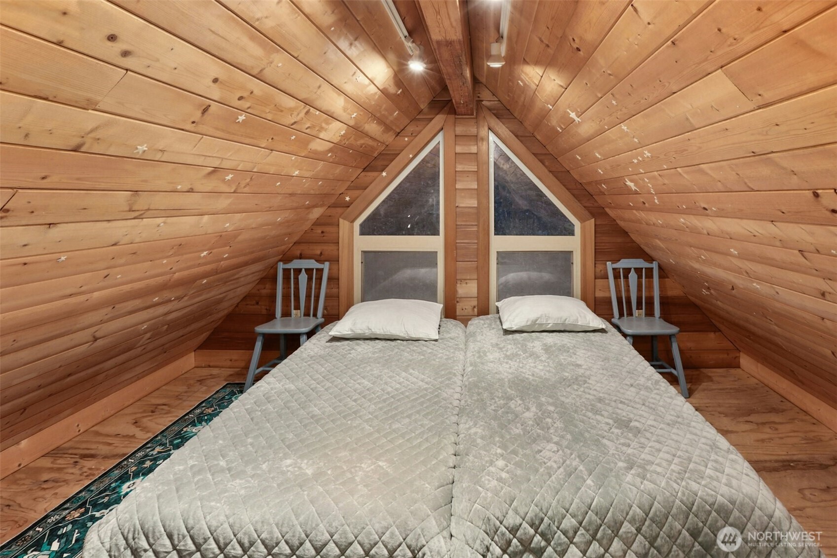 5 Smugglers Cove Road Friday Harbor, WA 98250 - Photo 16 of 36 a view of entryway