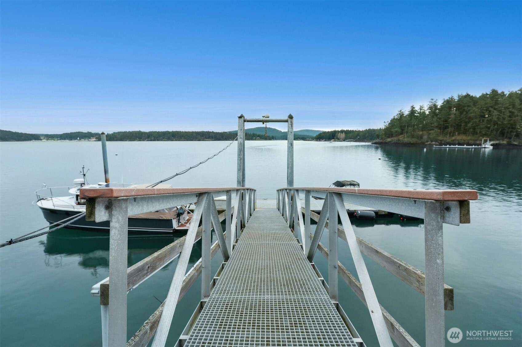 5 Smugglers Cove Road Friday Harbor, WA 98250 - Photo 29 of 36 a view of a balcony with chairs