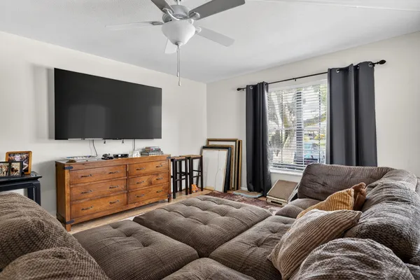 $129,900 | 5510 Tamberlane Circle, Unit 148, Palm Beach Gardens, FL 33418