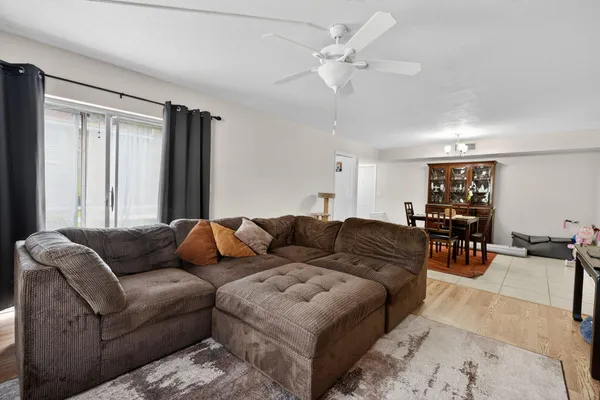 $129,900 | 5510 Tamberlane Circle, Unit 148, Palm Beach Gardens, FL 33418