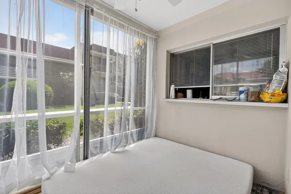 $129,900 | 5510 Tamberlane Circle, Unit 148, Palm Beach Gardens, FL 33418