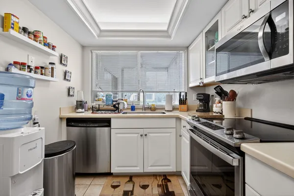 $129,900 | 5510 Tamberlane Circle, Unit 148, Palm Beach Gardens, FL 33418