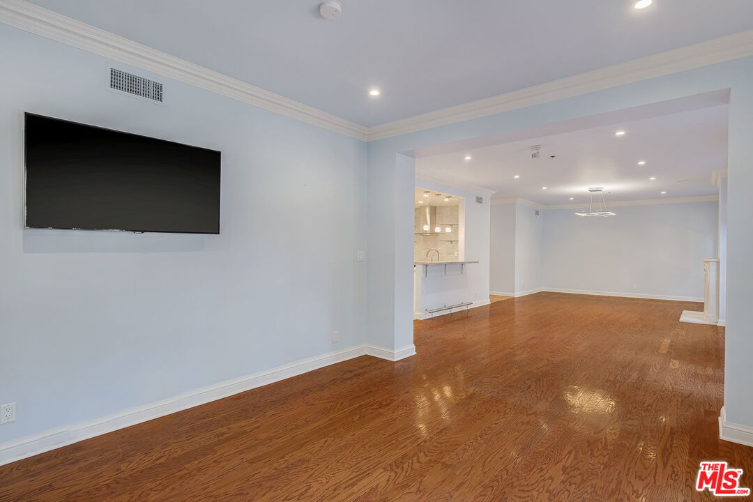 425 North Maple Drive, Unit 304 Beverly Hills, CA 90210 - Photo 10 of 26 a view of empty room