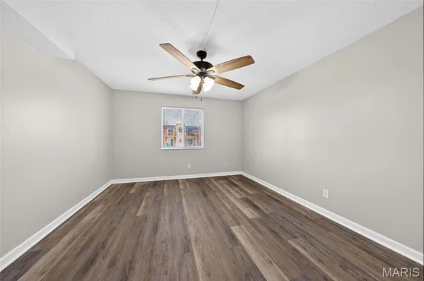 $89,900 | 5766 Westphalia Lane, Unit B, St. Louis, MO 63129