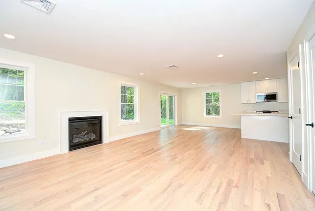 $639,900 | 21 Speare Road, Unit A, Hudson, NH 03051