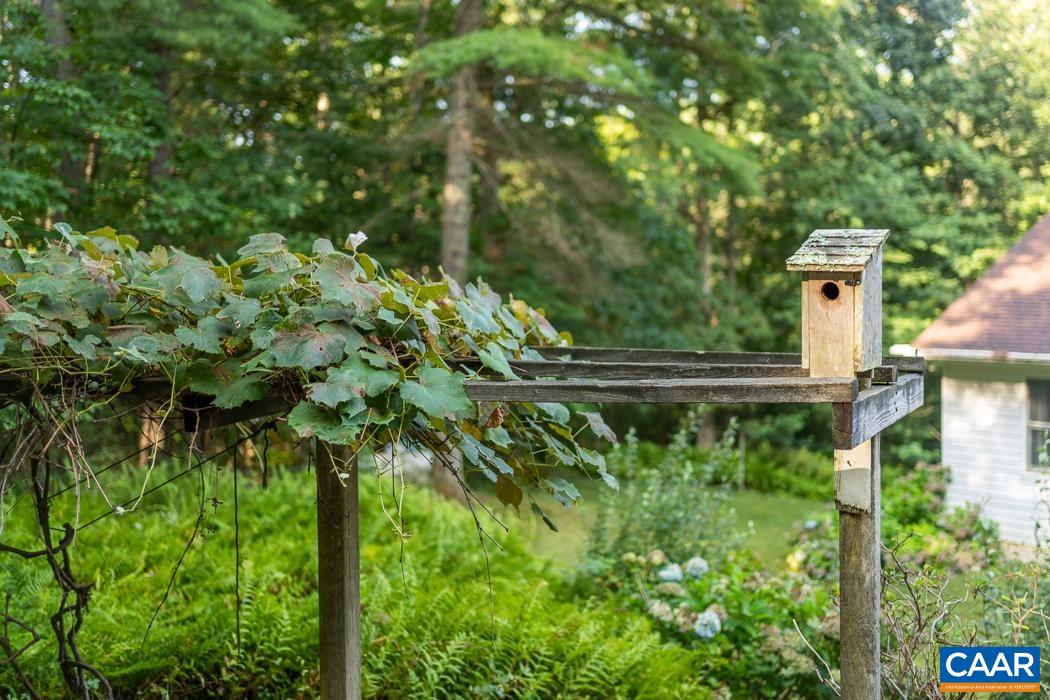 113 Plum Tree Draft Road Churchville, VA 24421 - Photo 41 of 43 a view of statue in a garden