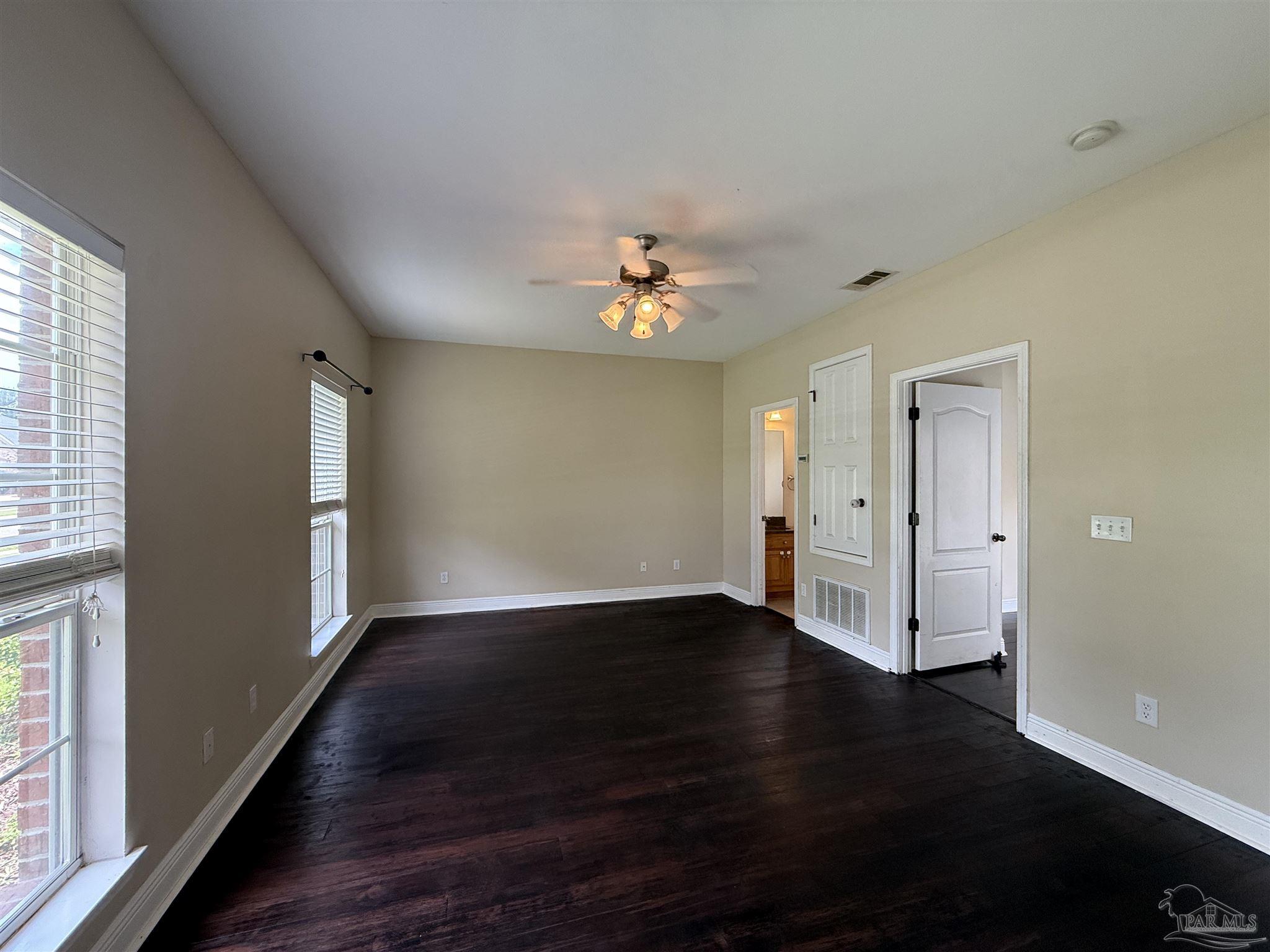 1753 Brightleaf Circle Cantonment, FL 32533 - Photo 9 of 48