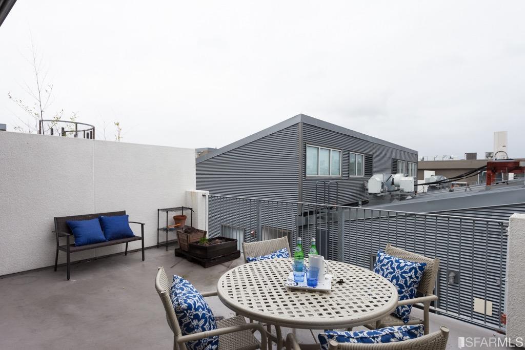 311 Oak Street Oakland, CA 94607 - Photo 13 of 20