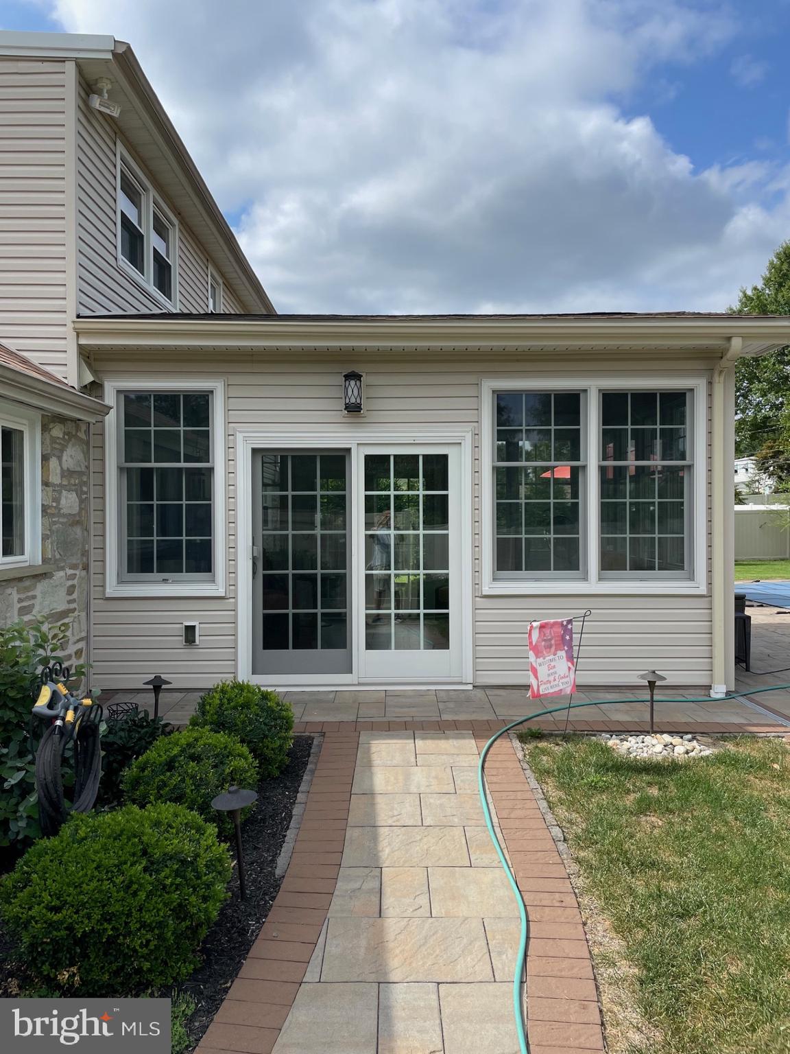 399 Lawrence Road Huntingdon Valley, PA 19006 - Photo 8 of 71 Sunroom
