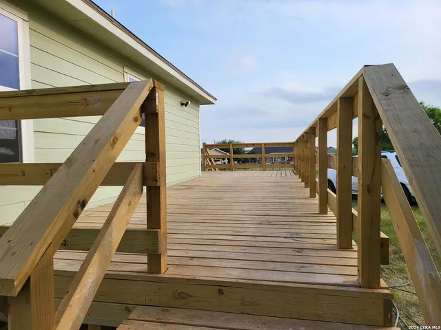 $2,100 | 250 Krystal Ray Lane, Elmendorf, TX 78112