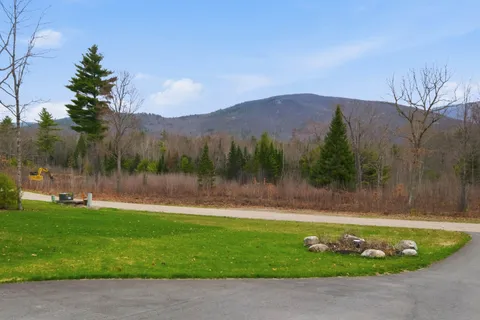 $1,195,000 | 32 Mountain Shadows Drive, Melvin Village, NH 03850