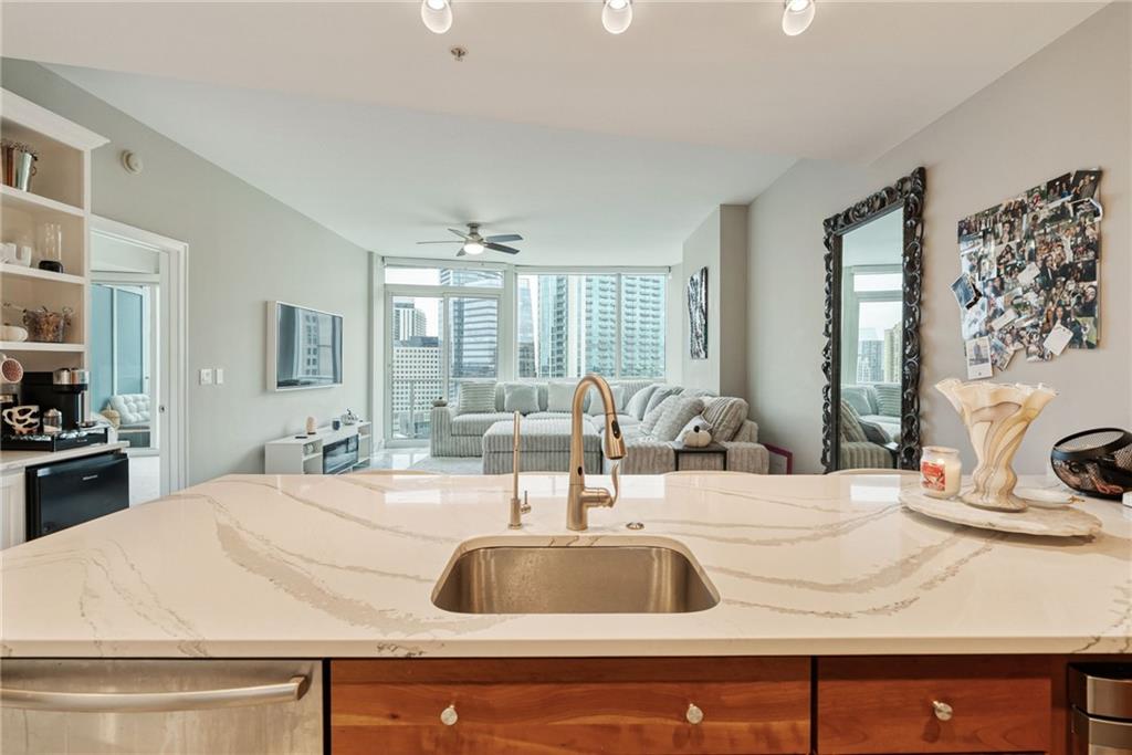 3325 Piedmont Road Northeast, Unit 1709 Atlanta, GA 30305 - Photo 4 of 32