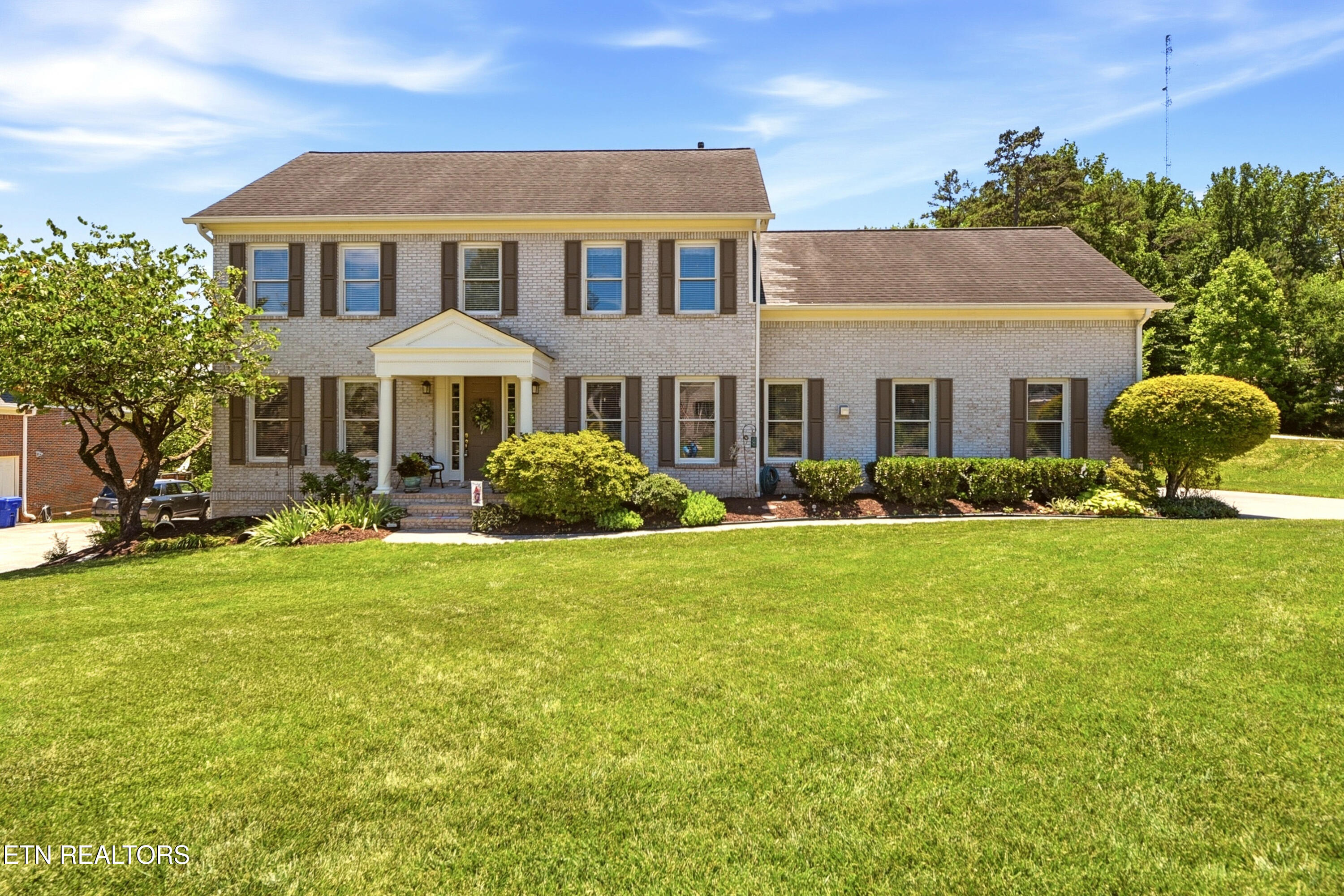 69 Rolling Links Boulevard Oak Ridge, TN 37830 - Photo 1 of 60 1-print-RllngLnks69 (11) (2)