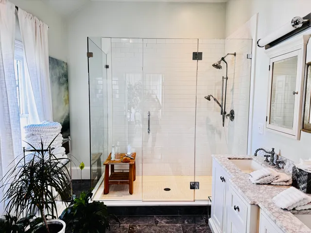 $14,000 | 233 Rowayton Avenue, Norwalk, CT 06853