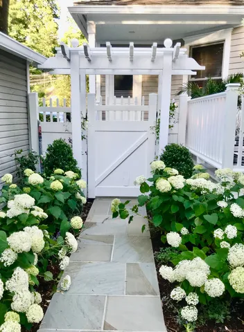 $14,000 | 233 Rowayton Avenue, Norwalk, CT 06853