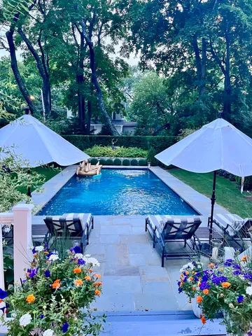 $14,000 | 233 Rowayton Avenue, Norwalk, CT 06853