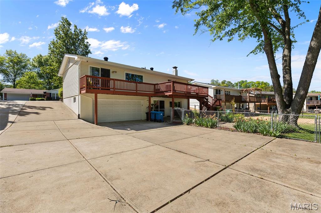 829 Forest Village Drive Ballwin, MO 63021 - Photo 21 of 33