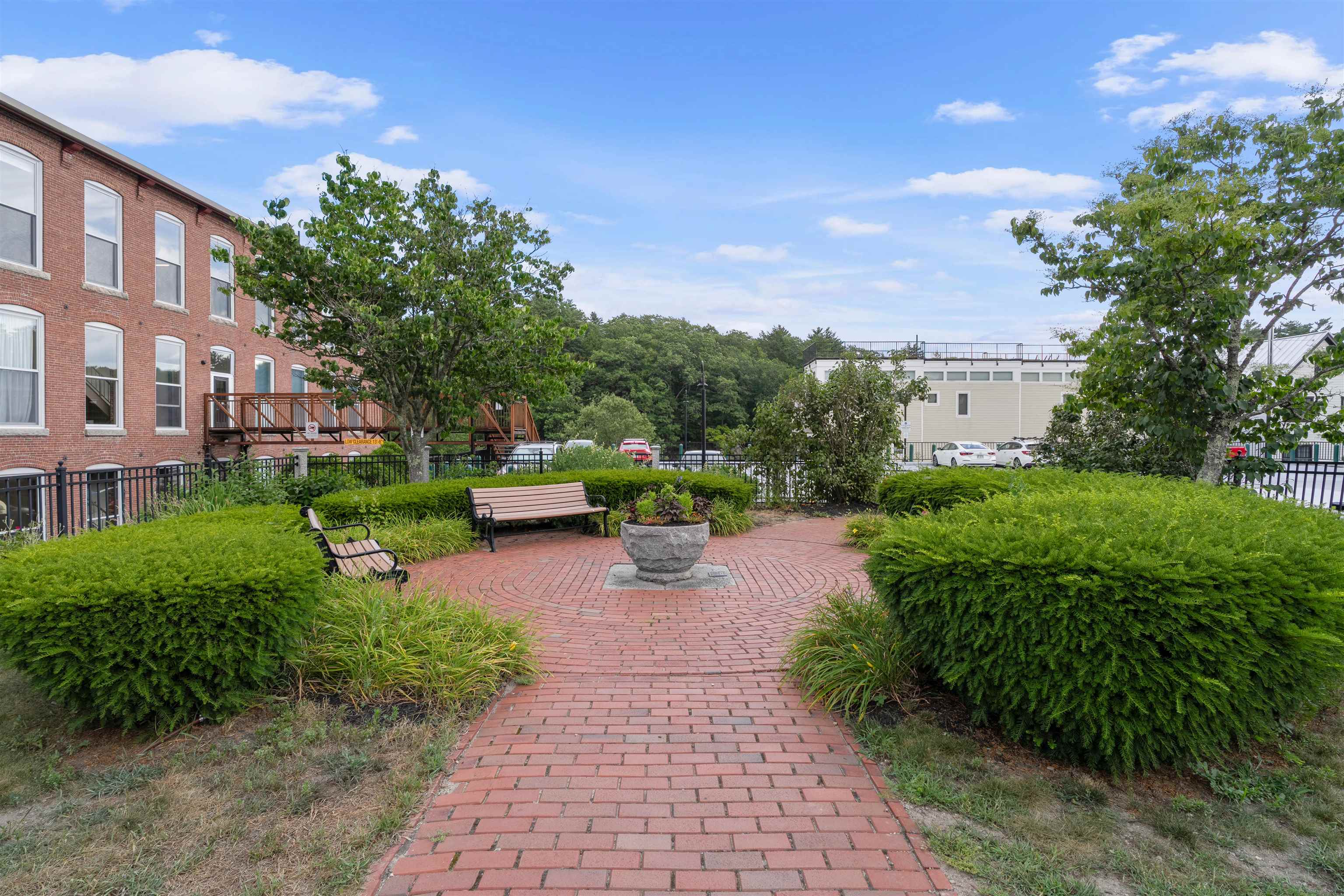125 Main Street, Unit 60 Newmarket, NH 03857 - Photo 33 of 45