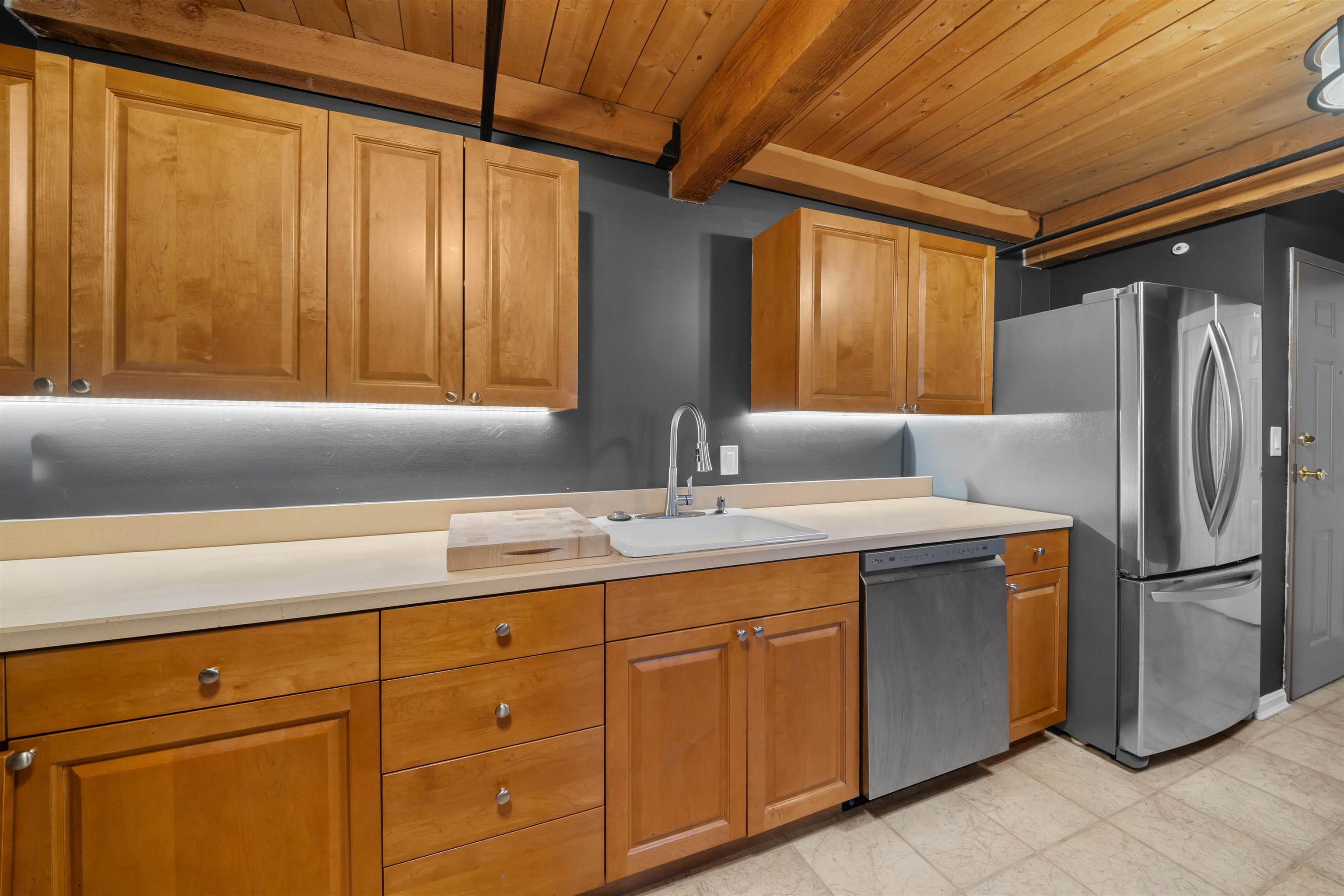 125 Main Street, Unit 60 Newmarket, NH 03857 - Photo 6 of 45
