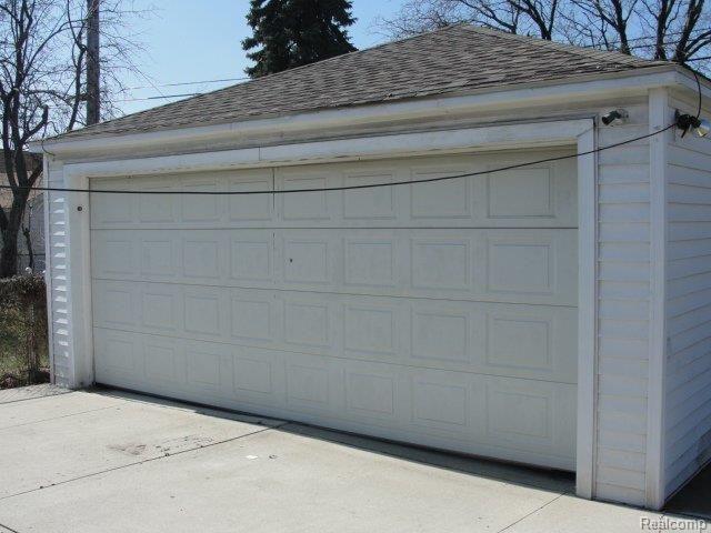 6553 Miller Road Dearborn, MI 48126 - Photo 2 of 13 DSC07044