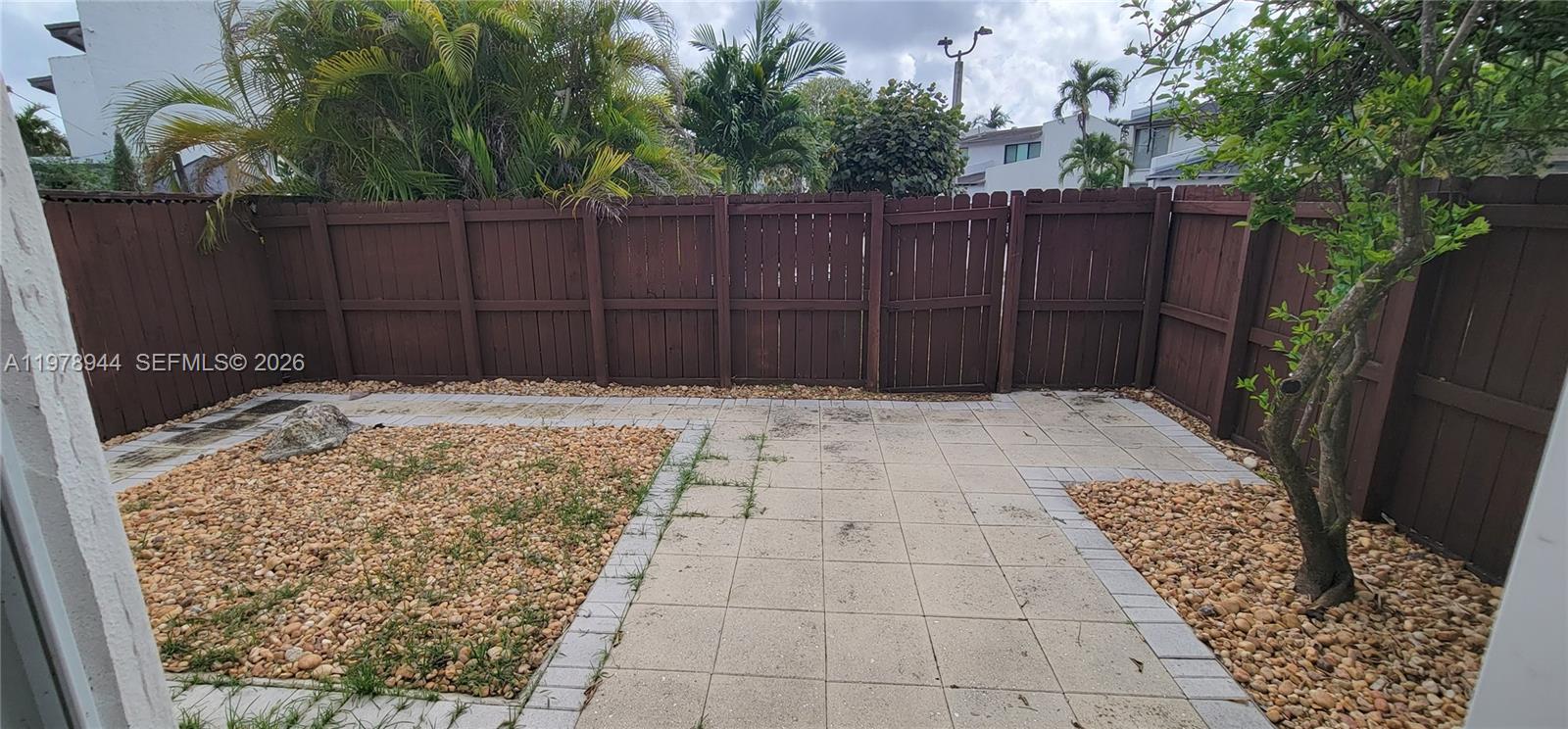 11396 Southwest 65th Street Miami, FL 33173 - Photo 11 of 45