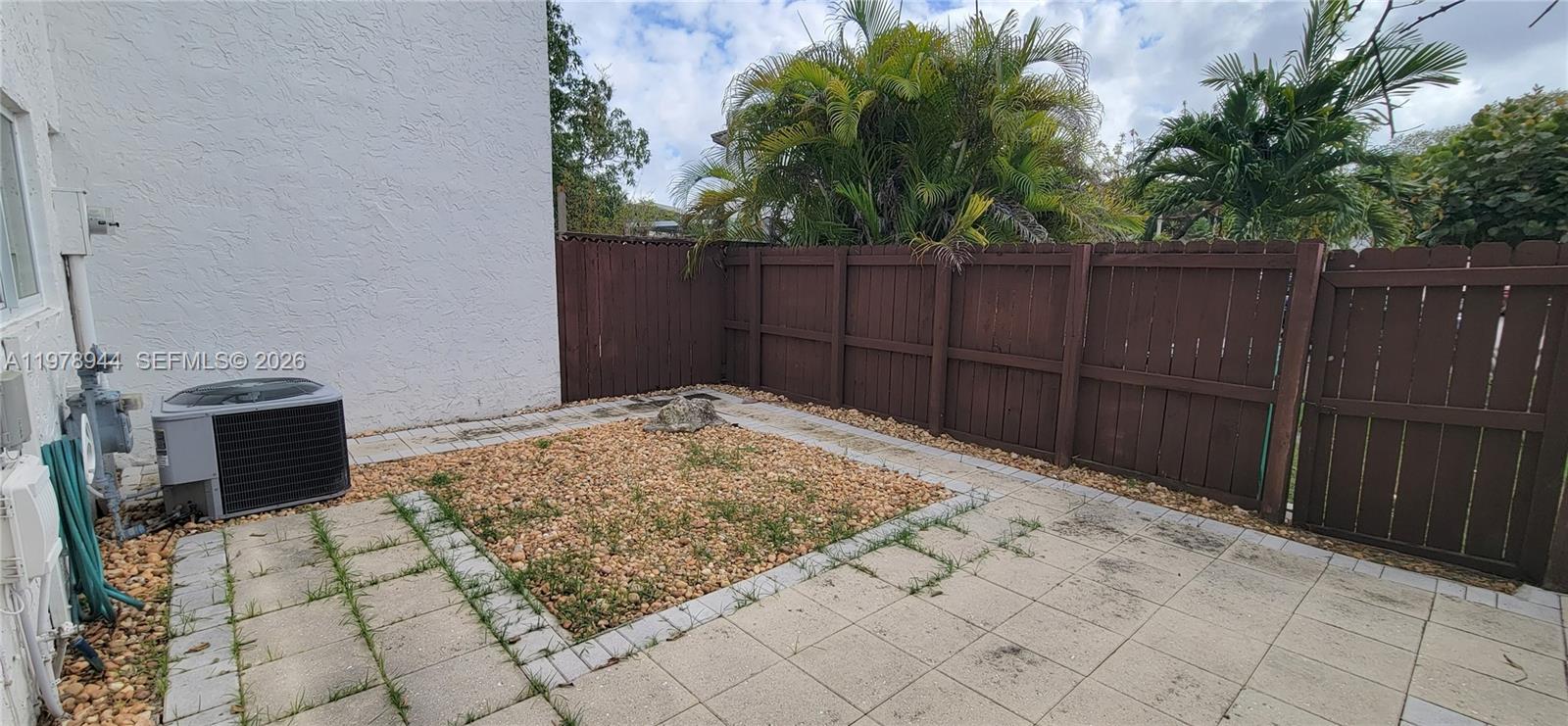 11396 Southwest 65th Street Miami, FL 33173 - Photo 12 of 45