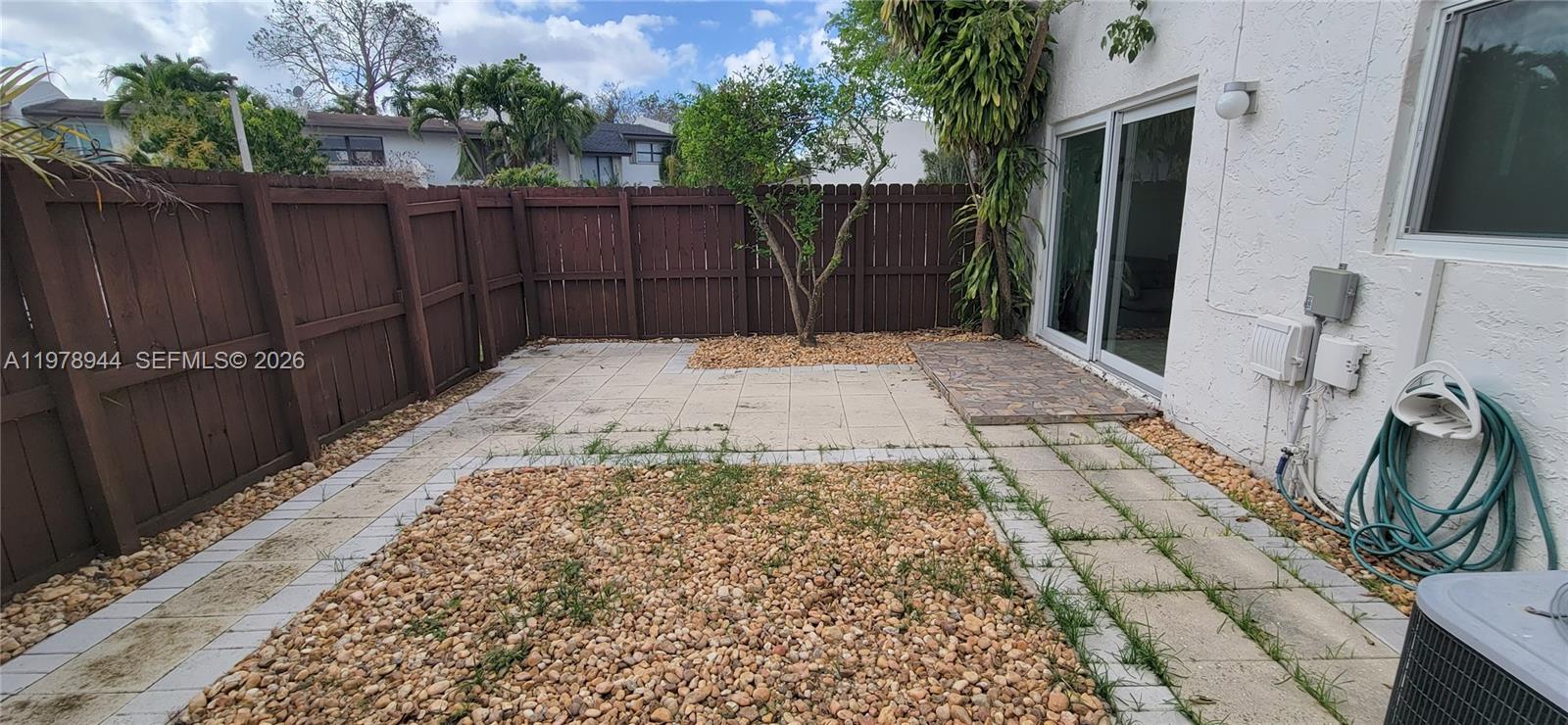 11396 Southwest 65th Street Miami, FL 33173 - Photo 13 of 45