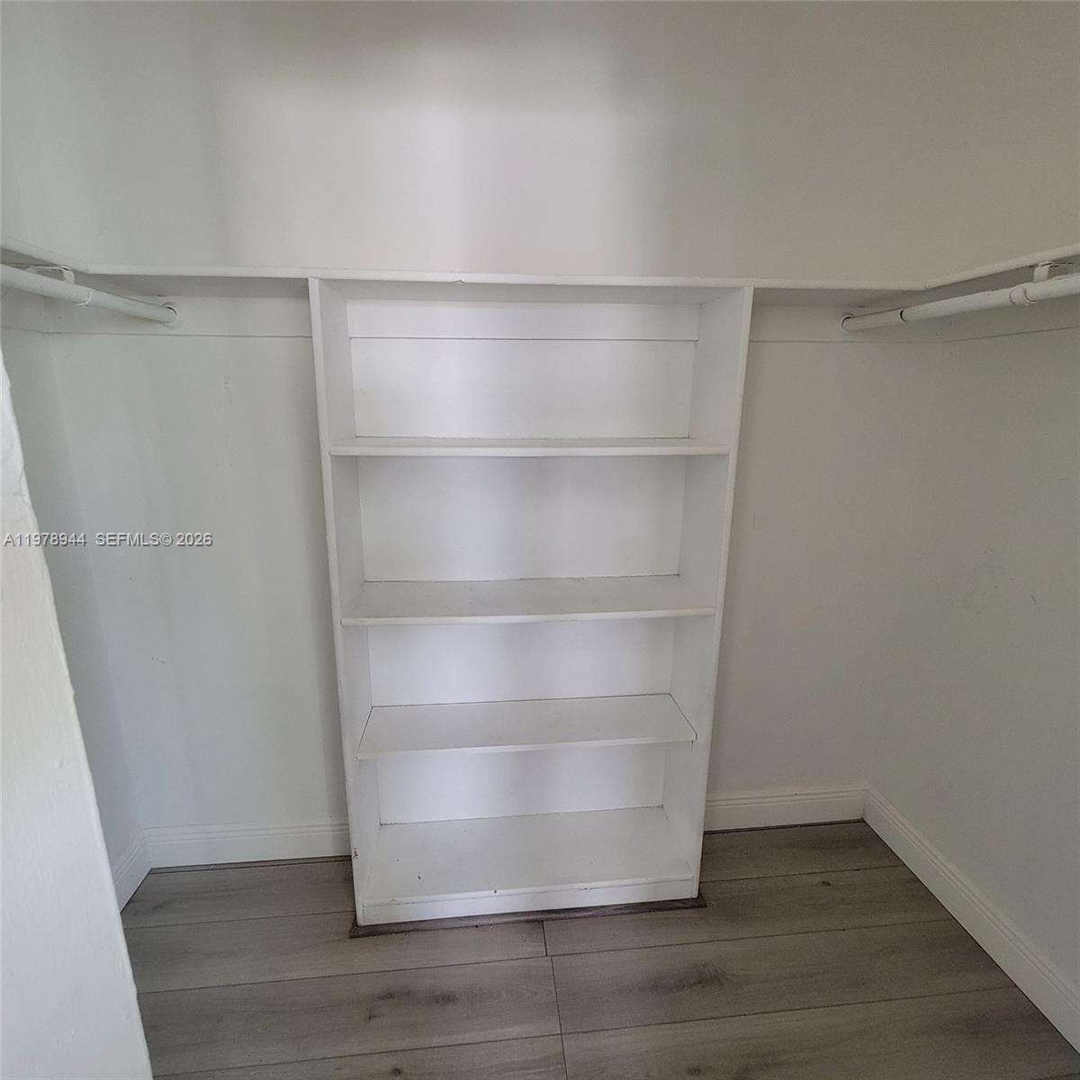 11396 Southwest 65th Street Miami, FL 33173 - Photo 36 of 45