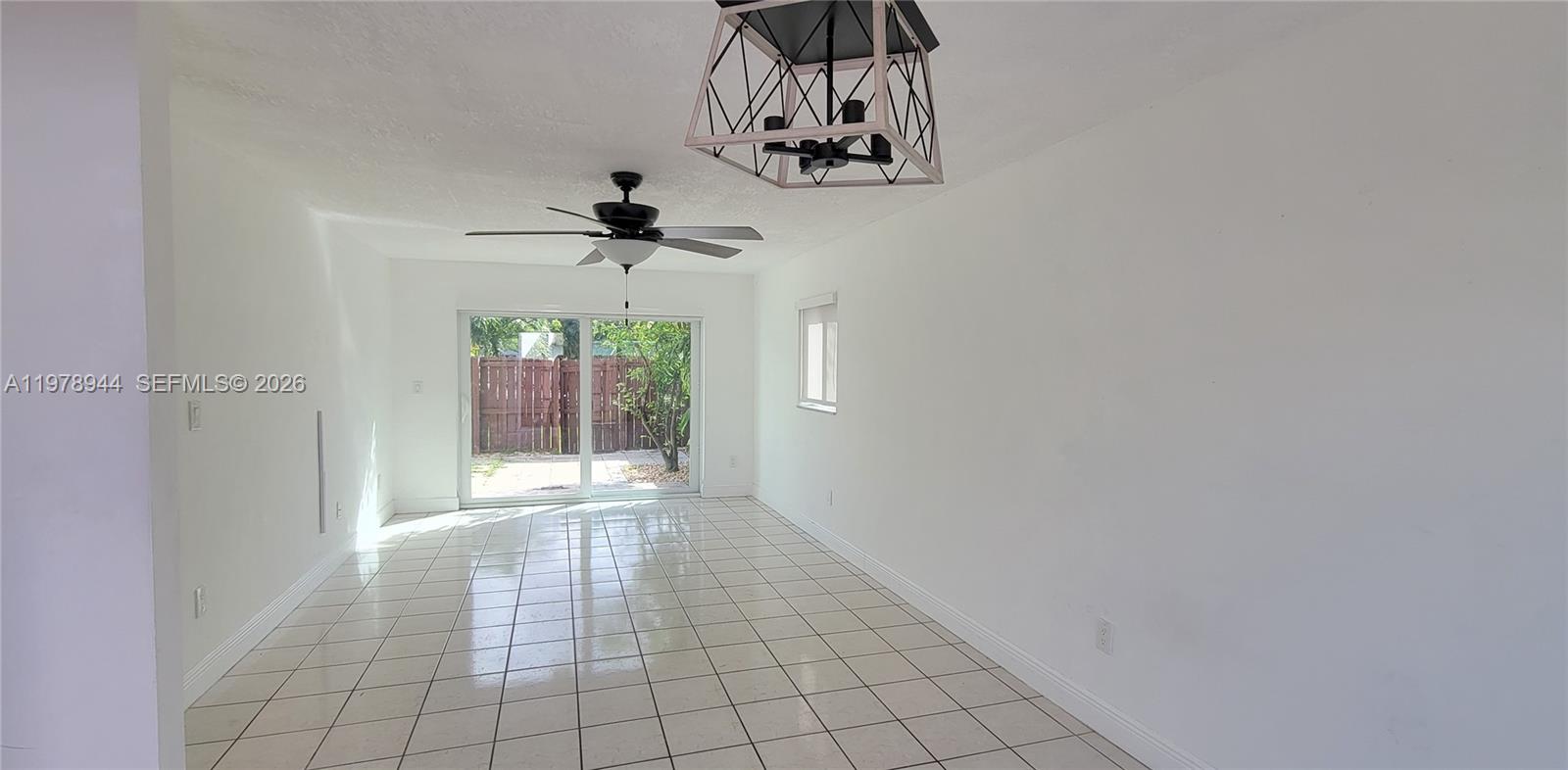 11396 Southwest 65th Street Miami, FL 33173 - Photo 7 of 45