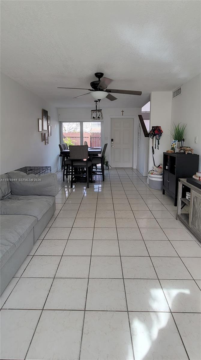 11396 Southwest 65th Street Miami, FL 33173 - Photo 10 of 45