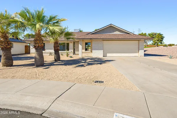 $459,500 | 7100 South La Rosa Drive, Tempe, AZ 85283