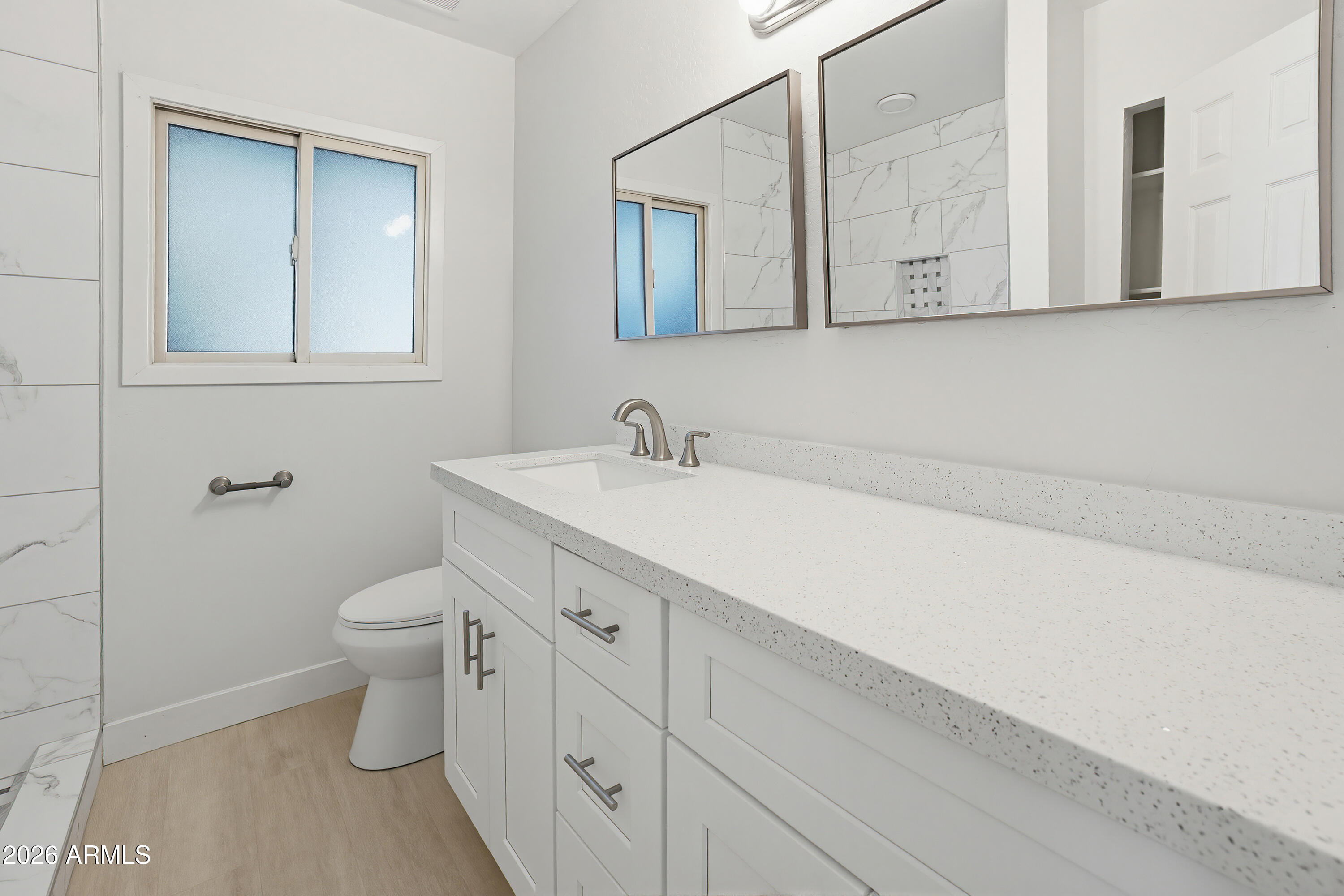 7100 South La Rosa Drive Tempe, AZ 85283 - Photo 20 of 45 Beautiul Bathroom Retreat