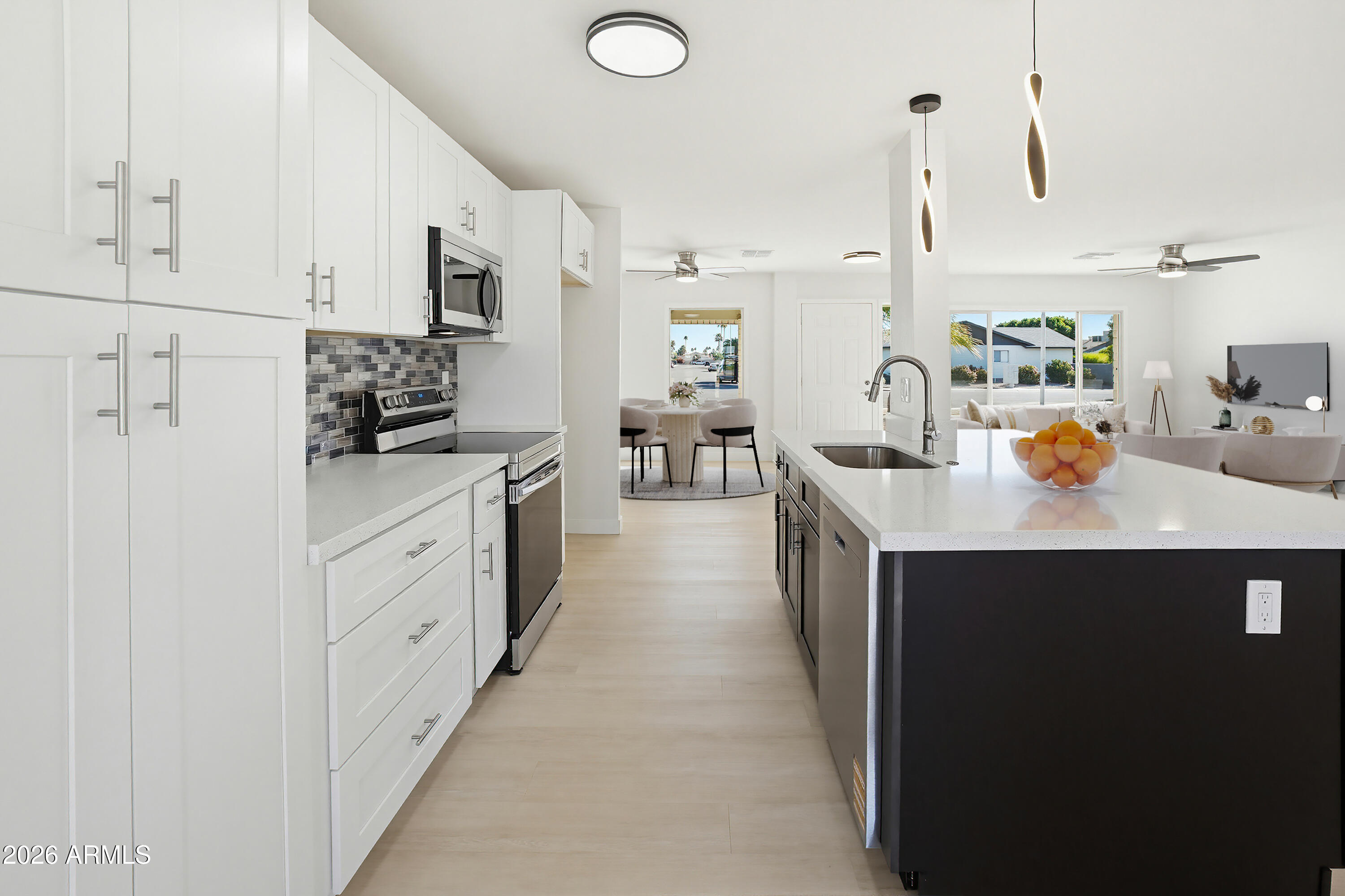 7100 South La Rosa Drive Tempe, AZ 85283 - Photo 3 of 45 Your dream Kitchen
