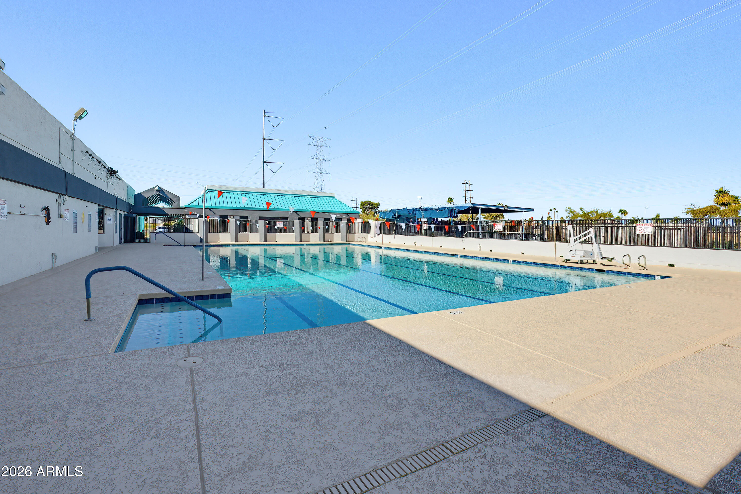 7100 South La Rosa Drive Tempe, AZ 85283 - Photo 38 of 45 Cool off at the Y