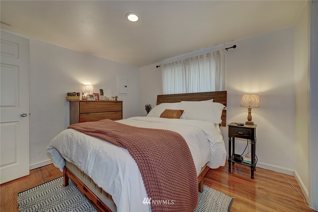 2508 Sheridan Road Bremerton, WA 98310 - Photo 16 of 28 Gallery Image 16
